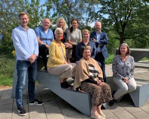 Miljøfyrtårns styre står samlet ute