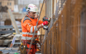 Arbeider på byggeplass