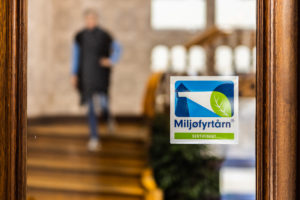 Bilde av Miljøfyrtårnklistremerke på glassdør